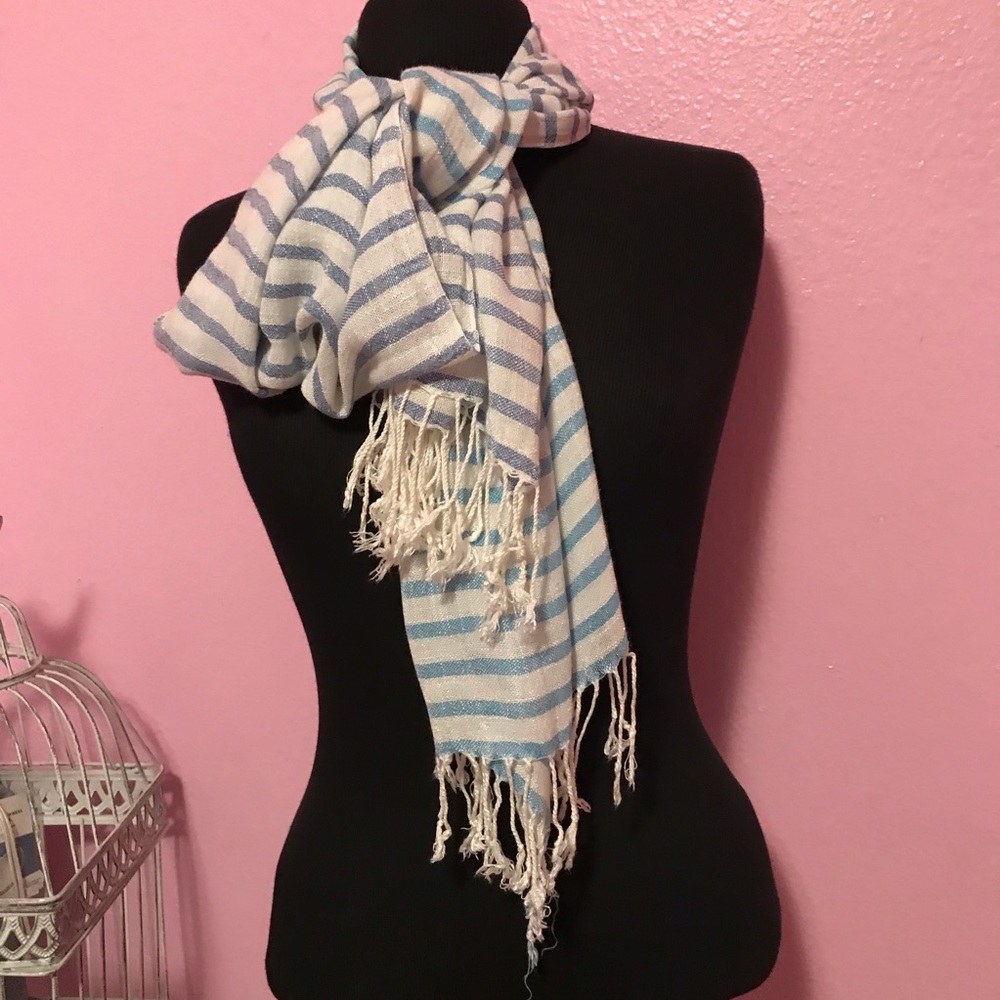 Wrap Scarf Blue white stripes